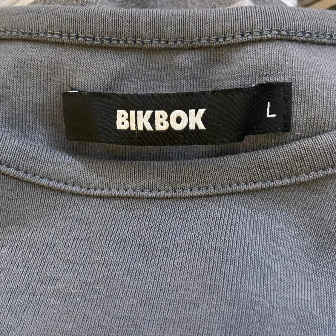 Grå linne från Bik Bok - 92