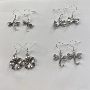 Örhängen - Nickelfria örhängen, skriv för fler bilder💕 säljs inte tillsammans