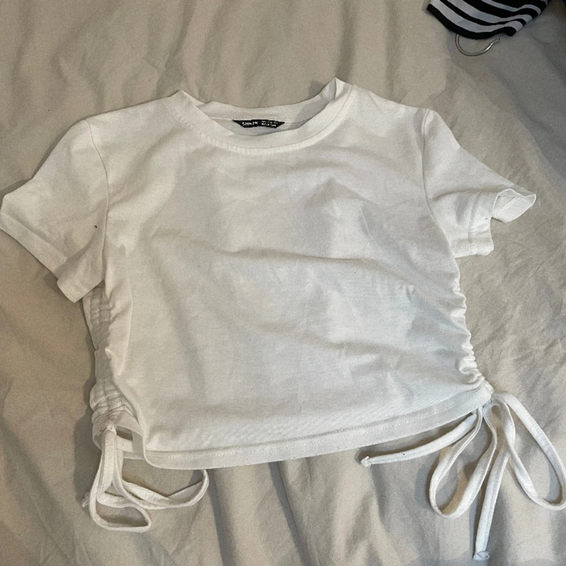 Vit topp med snörning - 90