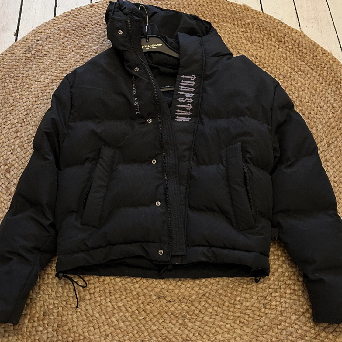 Trapstar decoded svart - 90