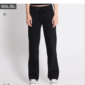 Low waisted mjukisar  - Använd få tal gånger, 10/10 skick. 