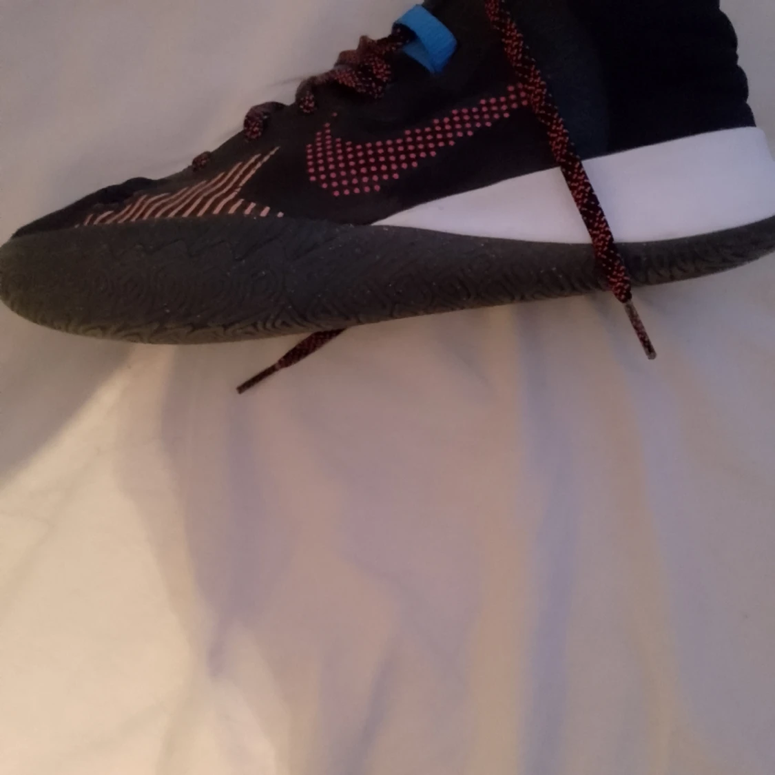 KYRIE FLYTRAP V  - 90