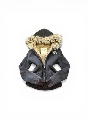 Rare Abercrombie & Fitch Fur Hoodie - Rare vintage fur hoodie from abercrombie & fitch. Very good condition. Size is smaller than tagged and fits more like Xs-S.