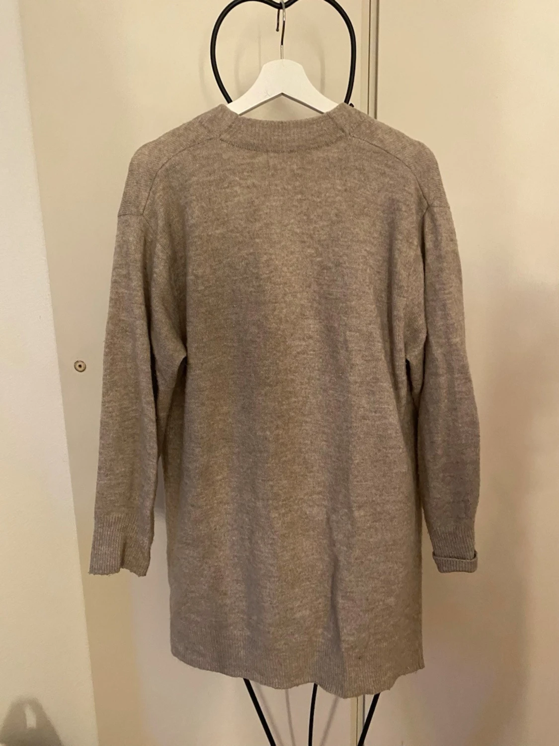 Beige oversized kofta från H&M - 2