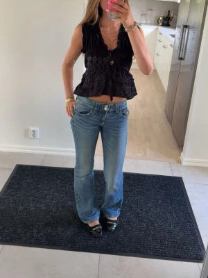 Bootcut jeans - Blåa bootcut jeans från gina Young i storlek 158 