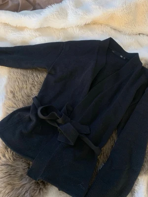 Lager 157 stickad - Använd men inte märkbart. 