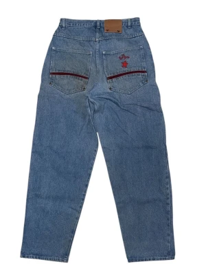 Baggy jeans - Baggy jeans W32 små fläckar (bild 3) [Ytterbenslängd 116cm] [Innerbenslängd 86cm] [Midja 40cm] [Benöppning 23cm]