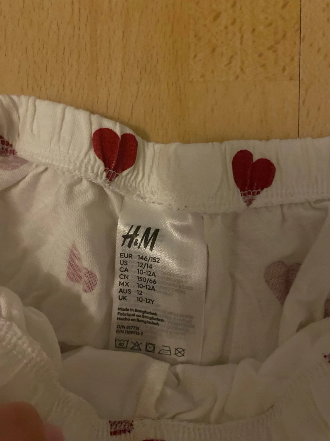 Vita pyjamasbyxor med röda hjärtan H&M - 1