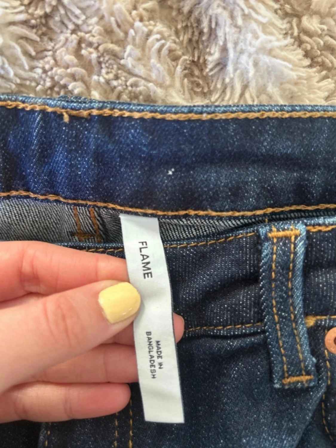 Mörkblå bootcut jeans från Weekday - 2