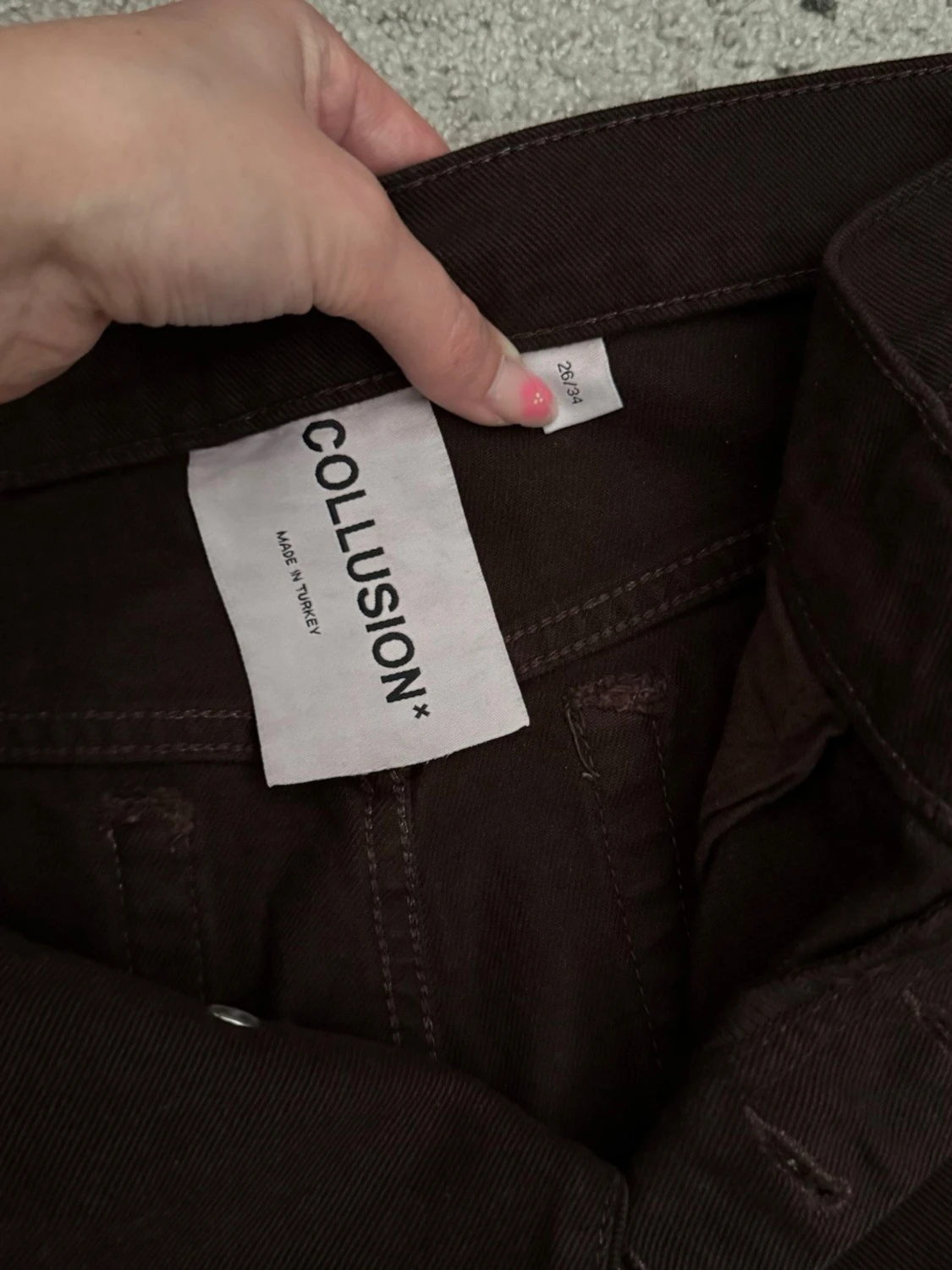 Bruna raka jeans med knäppning - 2