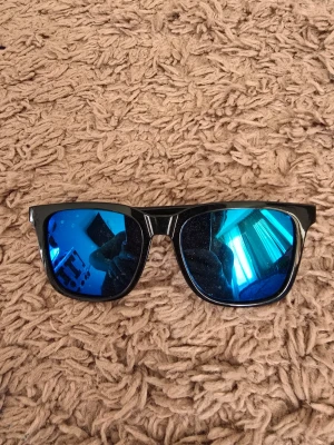 Solglasögon  - Solglasögon 