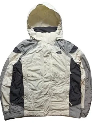 Retro The North Face  - Retro north face jacka perfekt för vind och regn