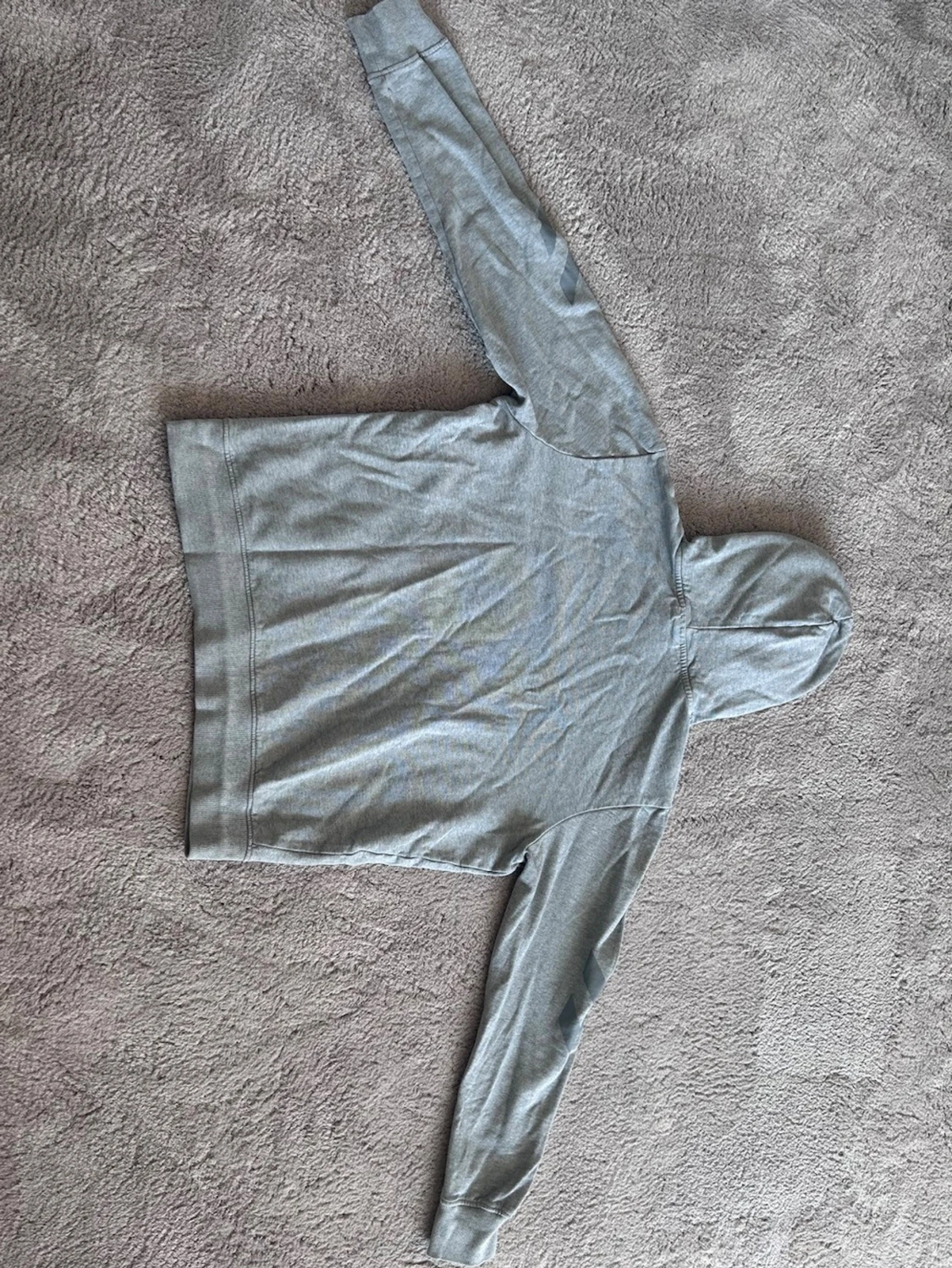 Grå hoodie från Hummel - 3
