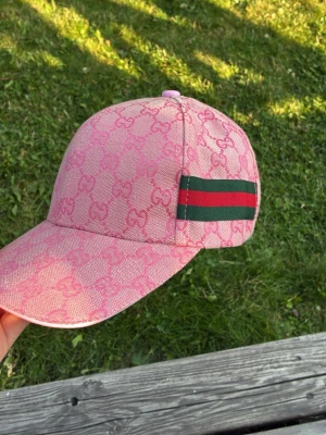 Rosa gg keps - Helt ny rosa gg keps.