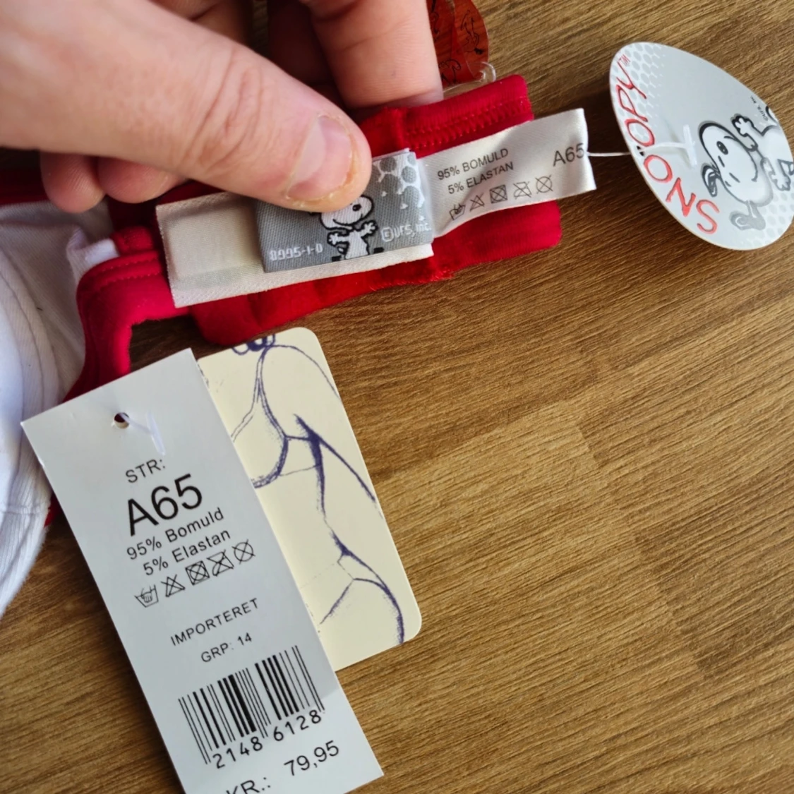Snoopy underklädesset i vitt och rött - 4