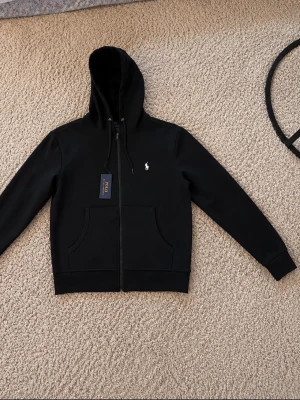 Ralph Lauren zip - Den är helt ny. Pris går att diskuteras 