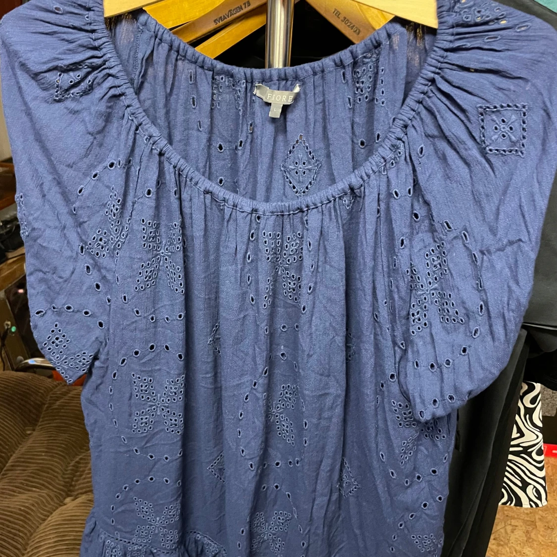 Fiore blus blå med broderade detaljer stl L