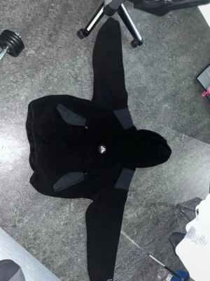 Nike ACG Fleece  - Svart Black Nike Acg Fleece Hoodie Tröja Ninja Balaclava M storlek men känns som L lite lätt