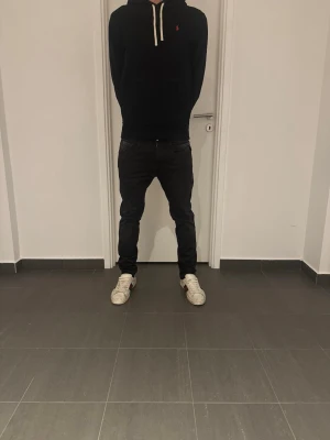 Replay Anbass jeans  - Säljer nu dessa feta Replay Anbass jeans, skriv för fler bilder/frågor😊