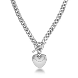 Silverfärgat halsband med hjärthänge - Snyggt halsband i silverfärgad metall med en chunky kedja och ett blankt hjärthänge. Halsbandet har en toggle-låsning framtill som ger en trendig touch. Perfekt accessoar för att lyfta din outfit.