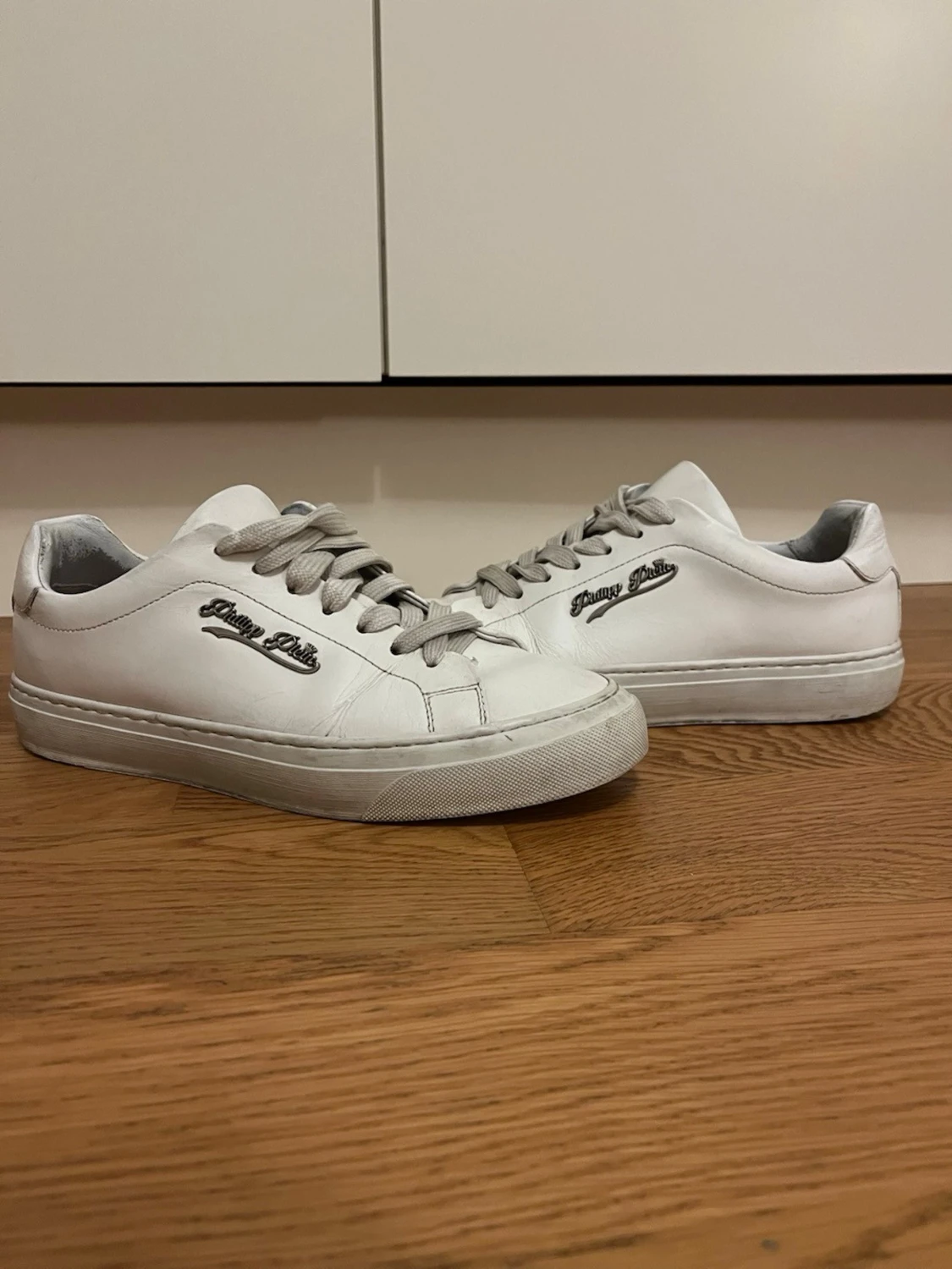 Vita Philipp Plein sneakers i läder - 2