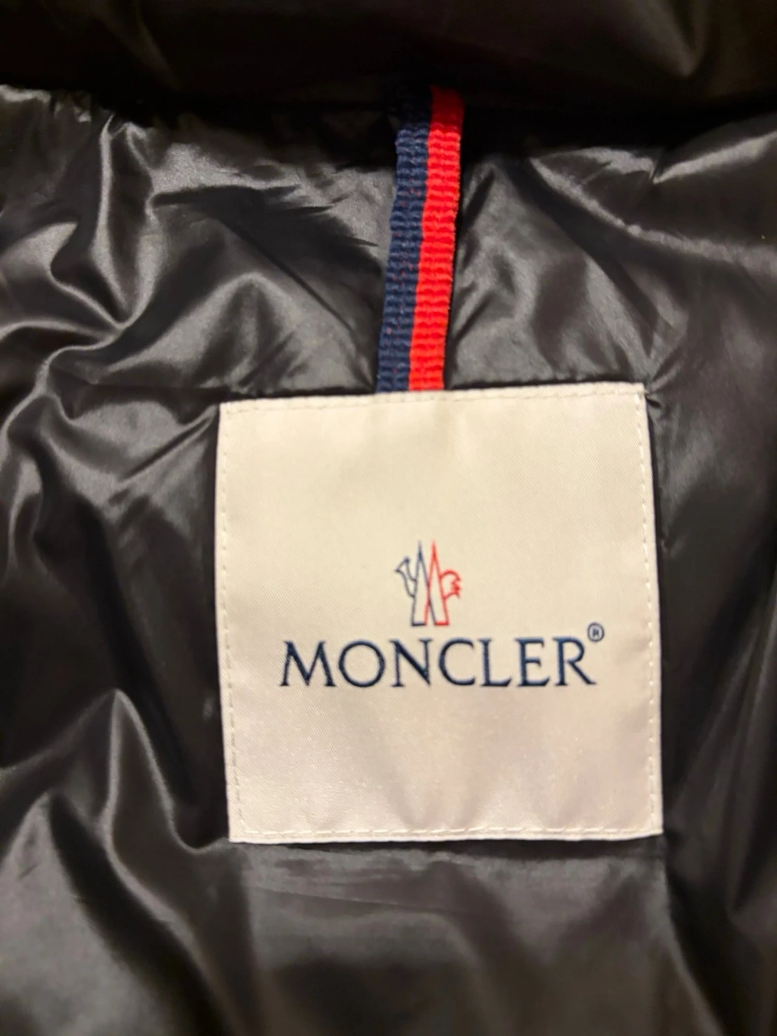  Moncler Vezera - 3