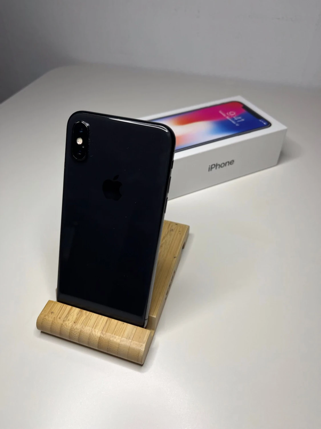 iPhone X Rymdgrå - 2