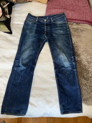 Acne jeans Blå konst - Snygga fades bra pris