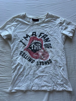 Vit Rolling Stones t-shirt - Vit t-shirt med  Rolling Stones-tryck 