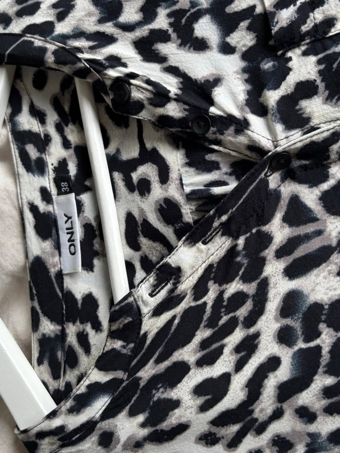 Leopardfärgad blus - 2