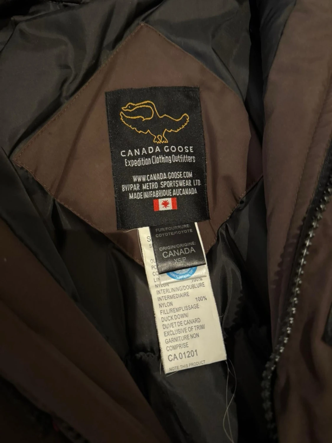 Brun dunjacka från Canada Goose - 1