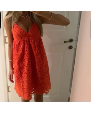 Klänning - Klänning