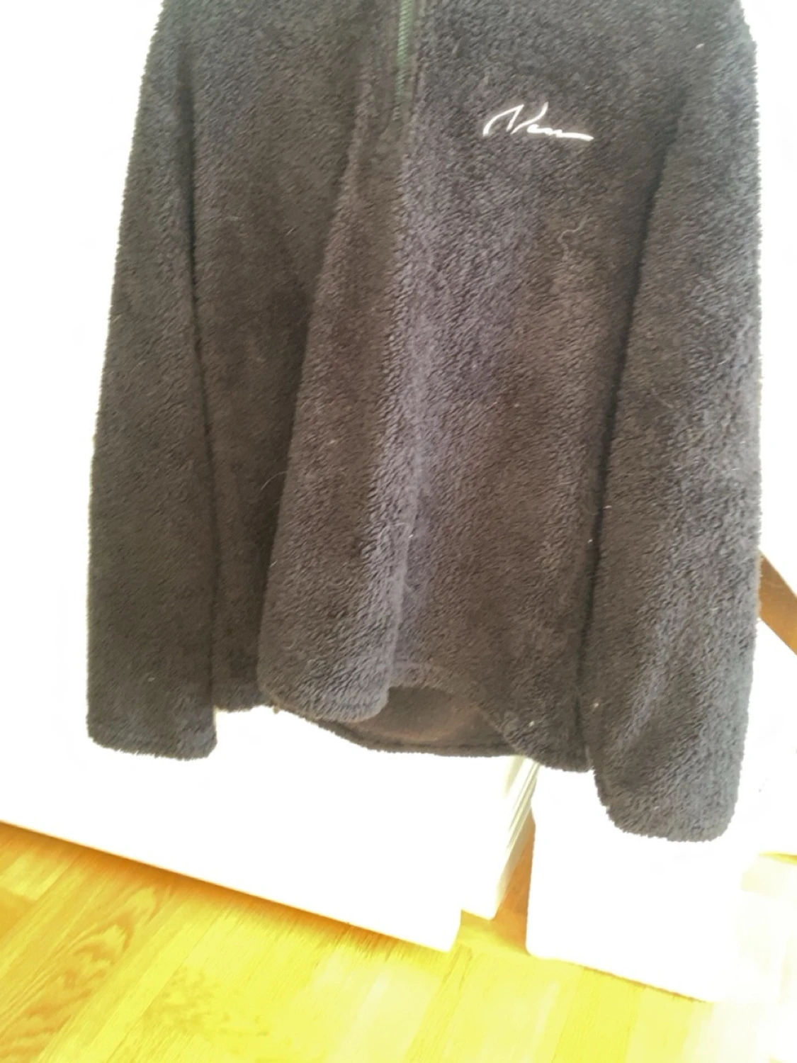 Fluffig tröja manifinity