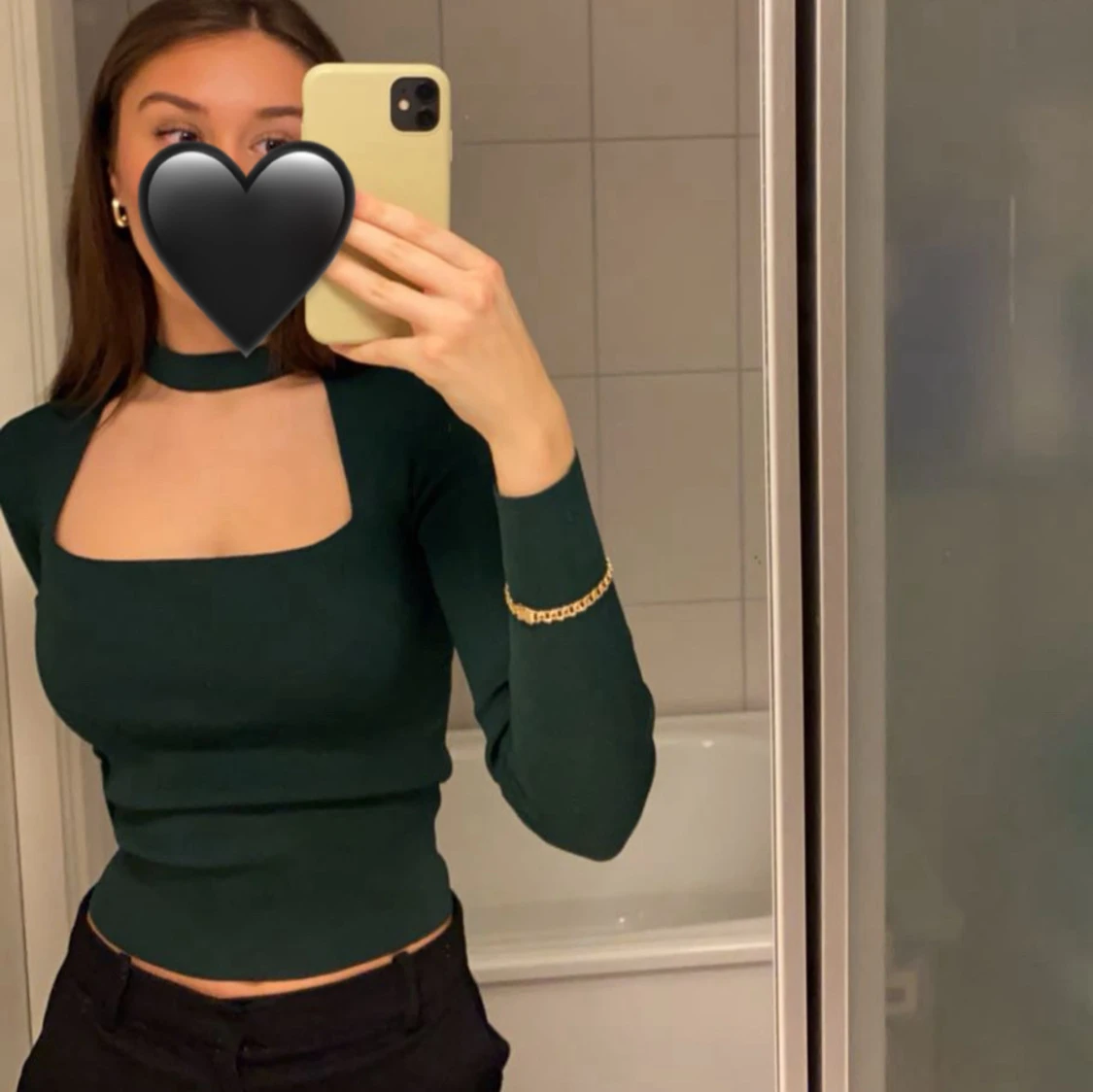 Mörkgrön långärmad polotopp