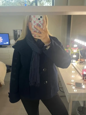 Halsduk - Fin sjal/halsduk💕