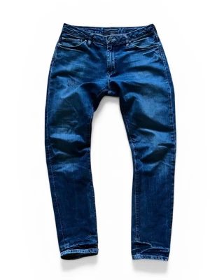 Acne Jeans - Ett par sköna straight jeans från Acne Studios. Storlek 29/32. Väldigt bra skick. Hör av dig vid fundering😁
