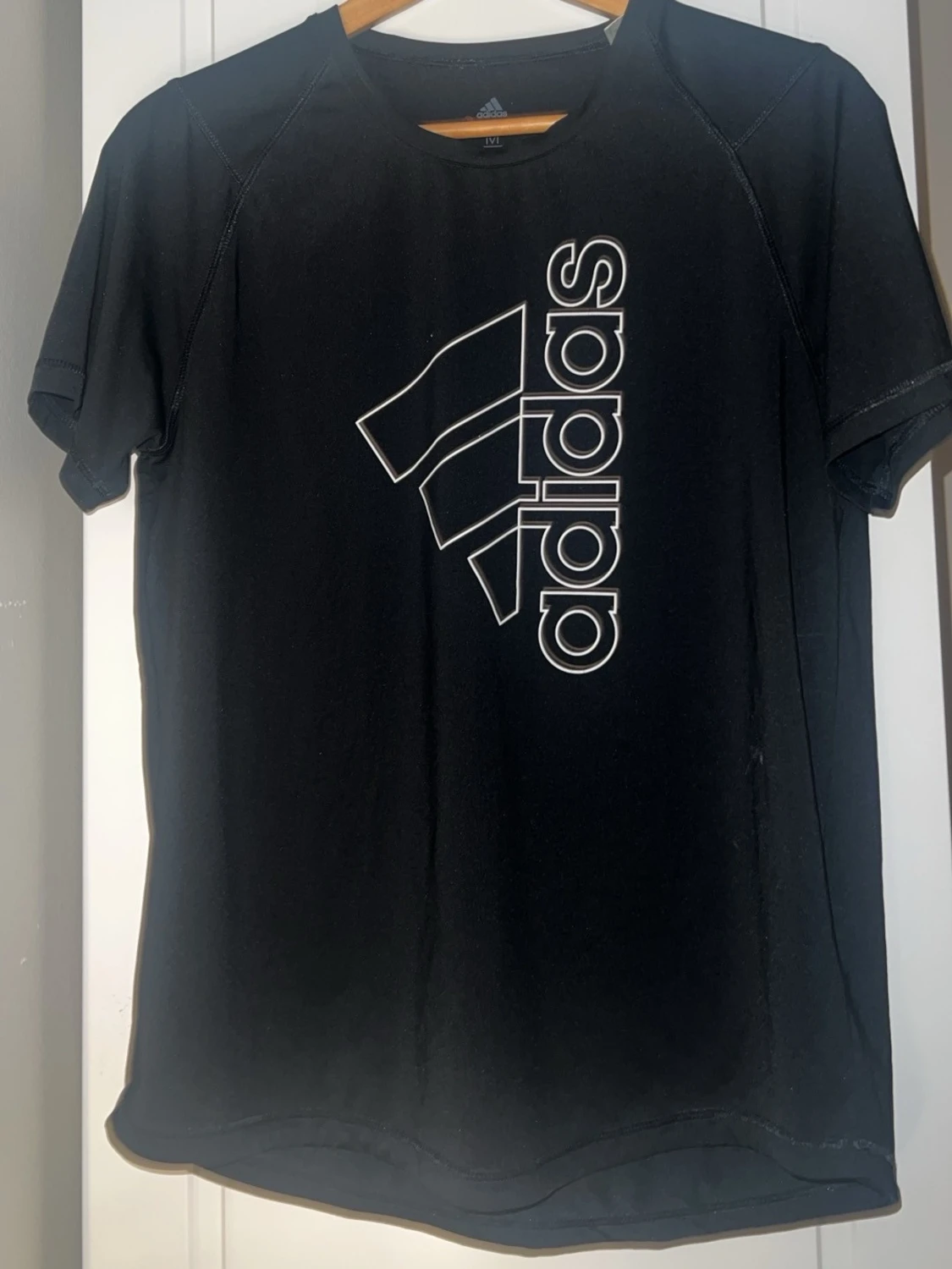 Svart tränings-tshirt från Adidas