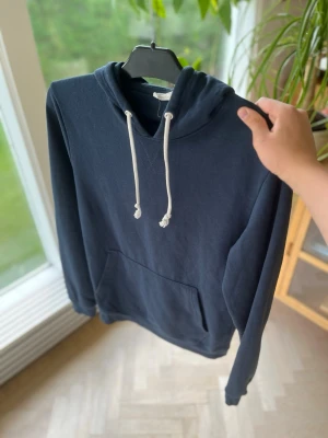 Mörkblå hoodie Pier one - Fet Pier one hoodie (HELT NY)✨|Storlek S| Hör av dig vid funderingar👑