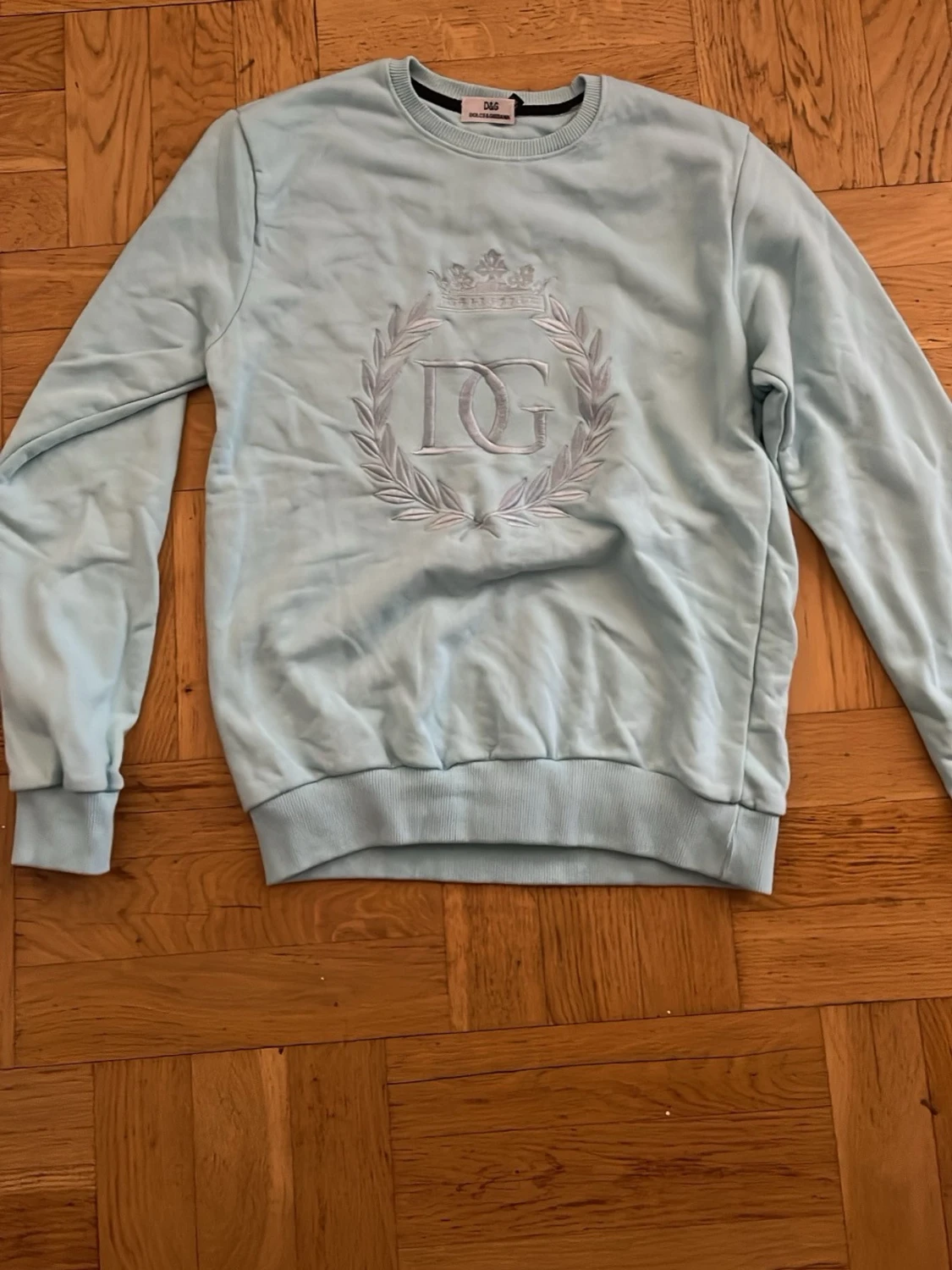 Ljusblå sweatshirt från Dolce & Gabbana