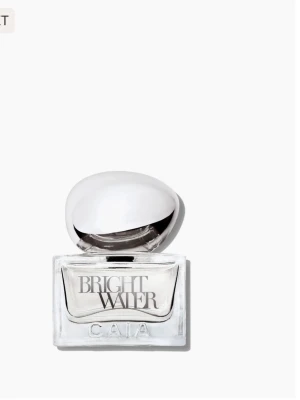BRIGHT WATER parfym från CAIA - Parfym från CAIA BRIGHT WATER. Den är helt ny och inte använd då jag fick dubbletter💗