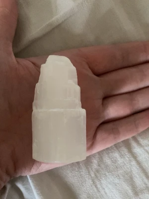 Selenit torn kristall - Ett torn i selenit