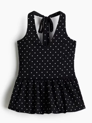 Prickig topp - Söt Svart topp med vita prickar från hm, helt ny