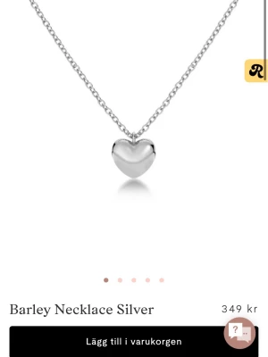 silver halsband  - jätte fint silver halsband med hjärta 