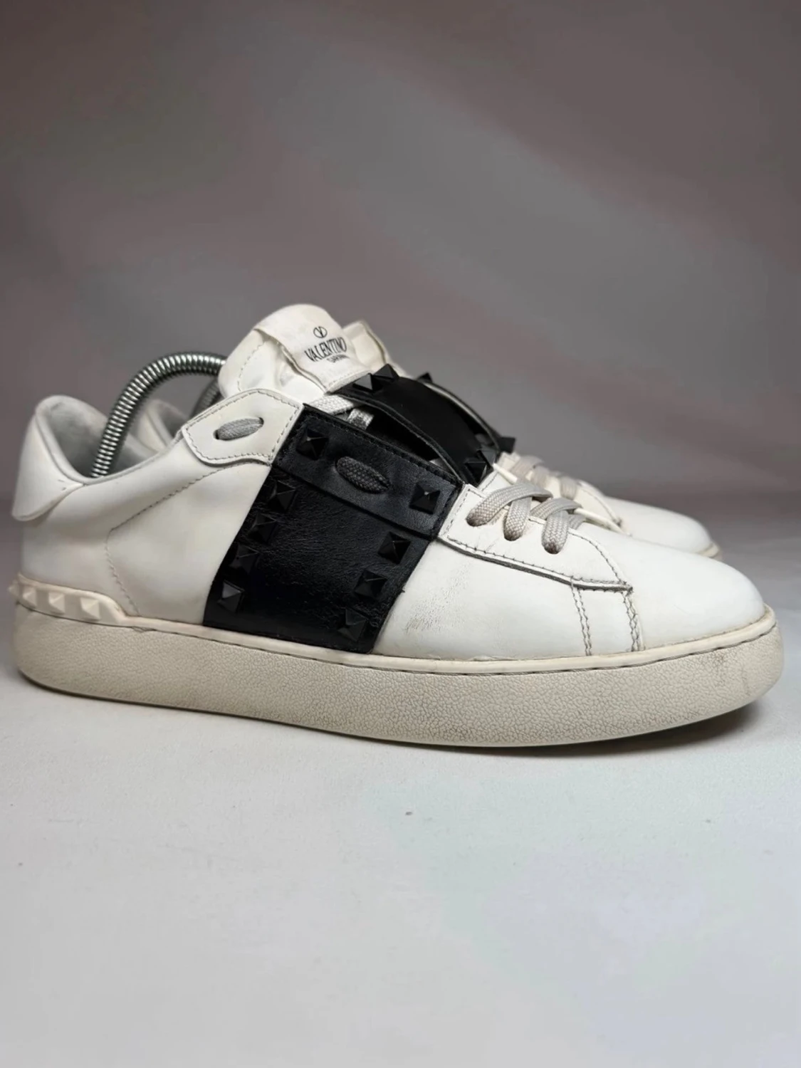 Valentino Garavani opens - 2