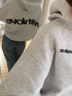 Scuffers hoodie - Supersnygg hoodie från Scuffers i storlek xs. Helt ny med prislappen kvar!