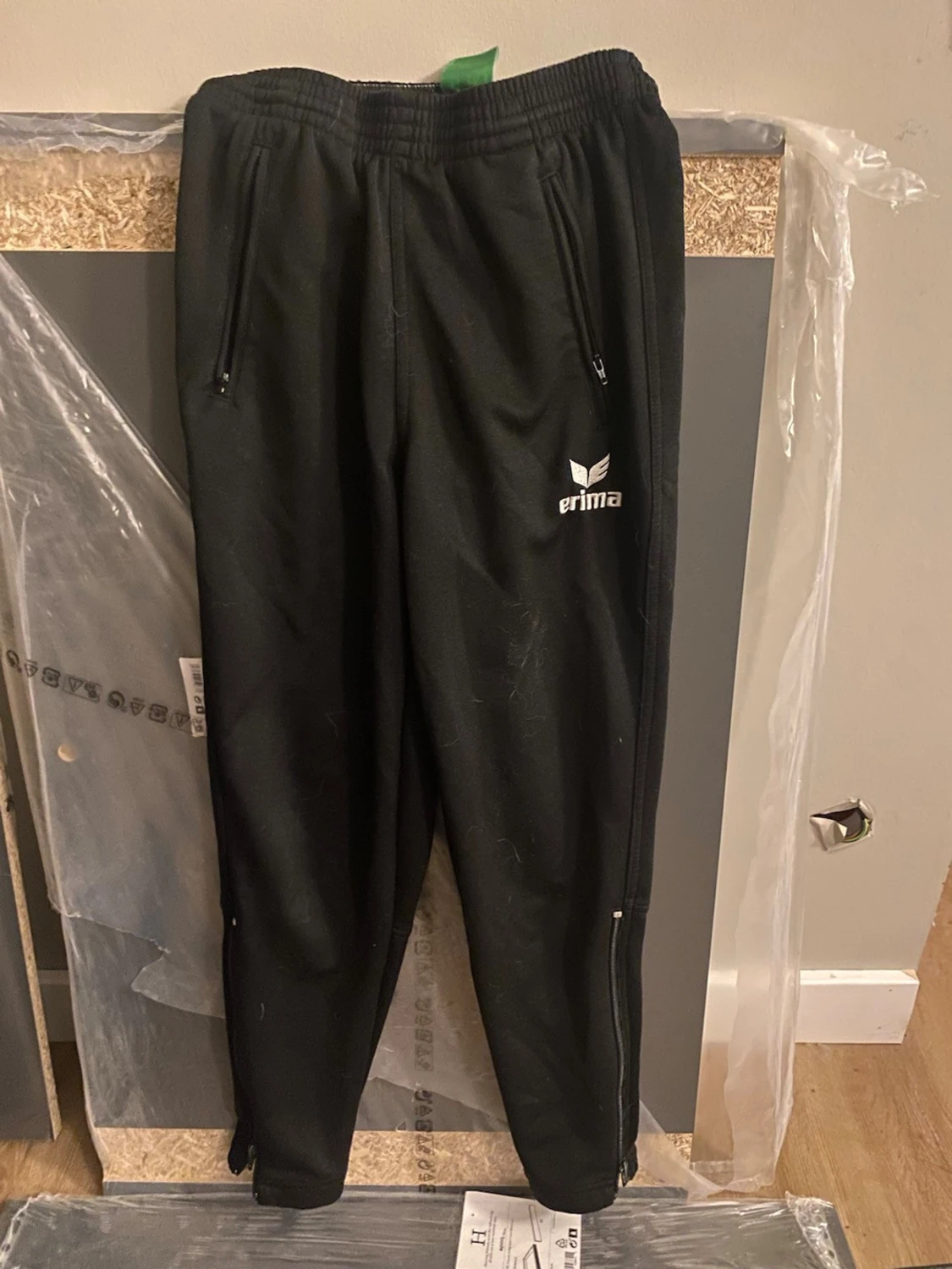 Svarta träningsbyxor från Erima