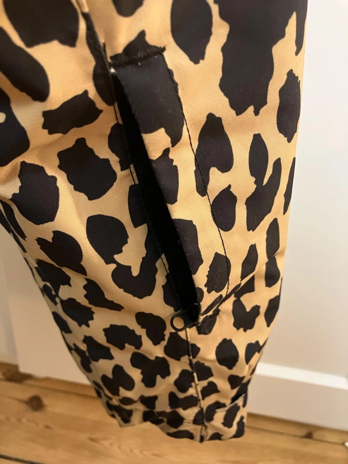 Leopardmönstrad skidjacka  från CLWR - 5