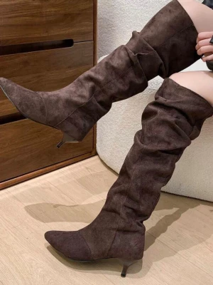 Bruna slouchy boots - Bruna slouchy boots, nyskick. Storlek 37! Passar 38 också! 