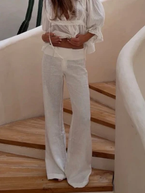 SÖKER vita Alobha Linné  kostymbyxor strl XS - Köper gärna om nån säljer! Vill verkligen ha 🤗