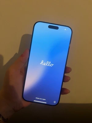 iPhone 16 Pro Max  - iPhone 16 pro max. 100% batterihälsa. Garanti till Augusti